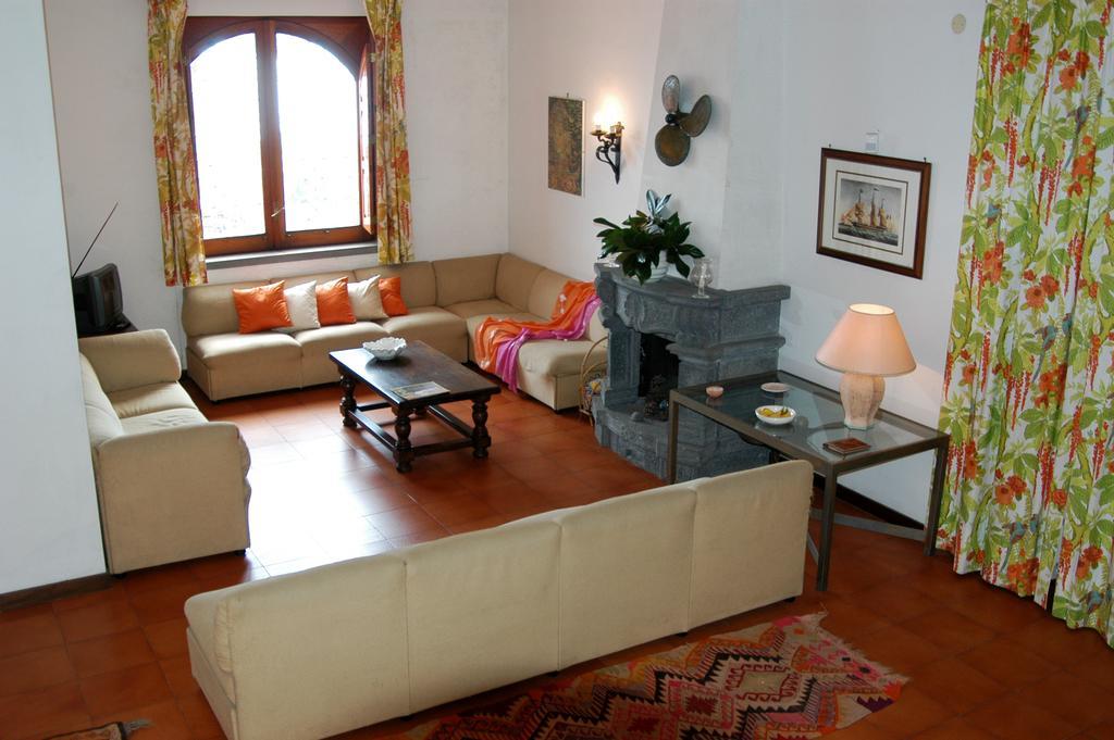 Villa Le Ancore Riposto Ruang foto